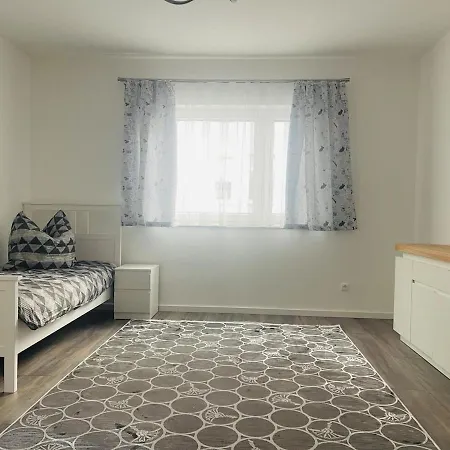 Exklusive Haushälfte Zentrumsnah