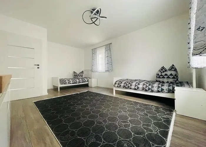 Exklusive Haushälfte Zentrumsnah Ferienhaus