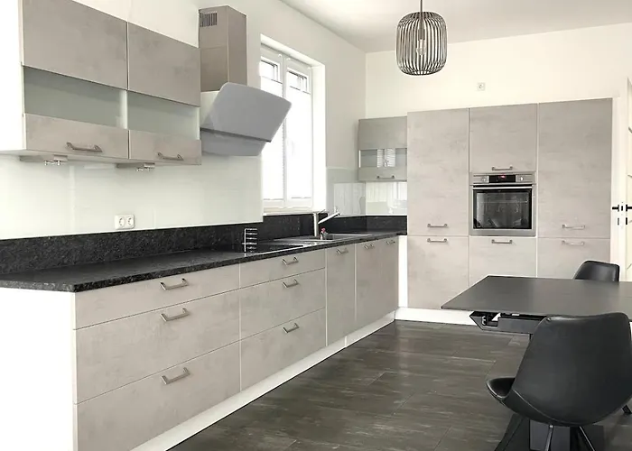 Exklusive Haushälfte Zentrumsnah *